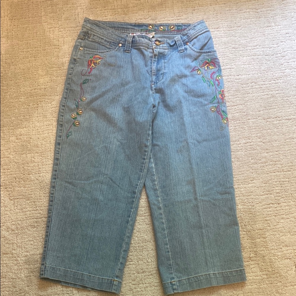 Vintage Bill Blass Blue Embroidered Ankle Jeans
